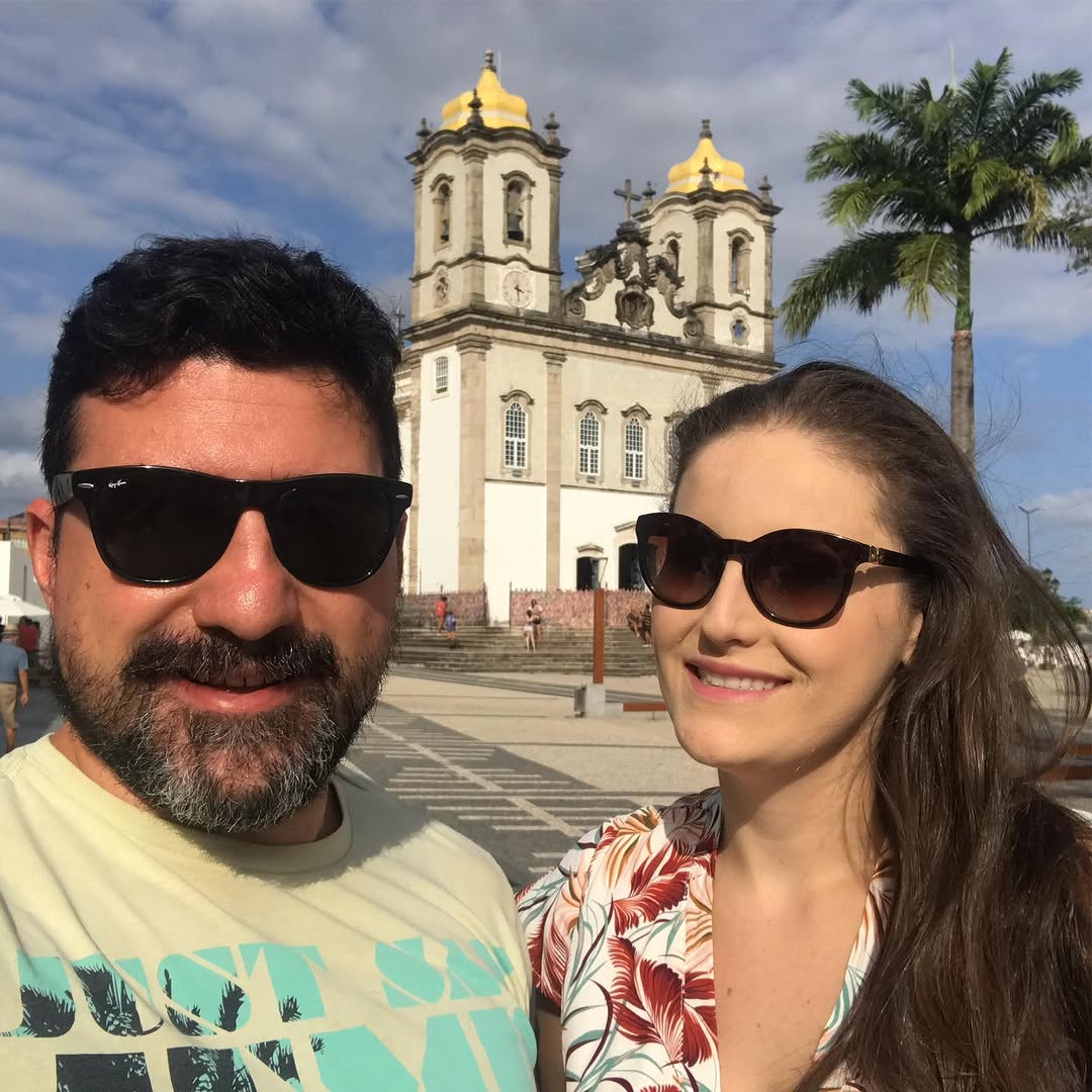 Fim de semana de passeio no casamento de @daniel_boro e @rcportela 👰🏻🤵🏻💕💍. Parabéns aos noivos pela festa maravilhosa! E (7/10)