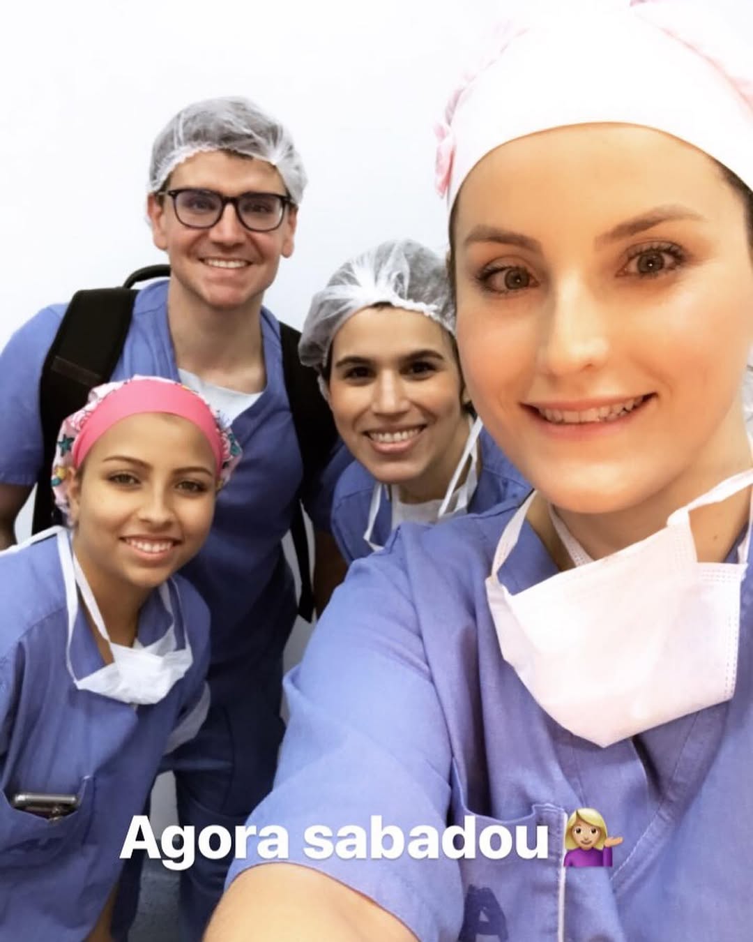 Maravilha de sábado com um #mommymakeover 🥰🥰💁🏼‍♀️ Nesta cirurgia fizemos #mastopexia com prótese, #lipoaspiracao e #abdo (2/2)