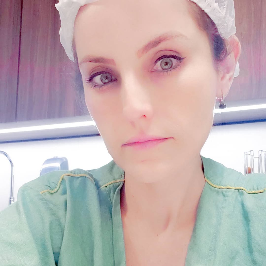 Domingo cirúrgico! Agora pela tarde é hora da #rinoplastia secundária.