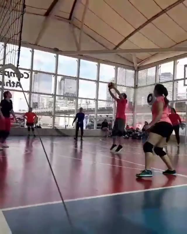 Today’s #tbt is recent: from the volleyball championship at @ciaathleticamorumbi @morumbishopping with a strong sense of nostalgia because, believe it (4/6)